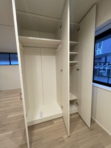 Ｃｈｌｏｅ　Ｗｅｓｔの収納