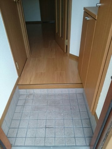 スクエアコートⅢの玄関