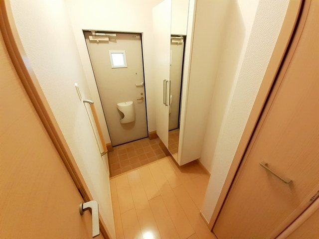 サンリットララの玄関|ゆったりとした玄関です