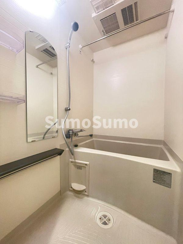 プレサンス三宮ポルトの浴室