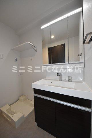 DAIYA STORK 阿波座の洗面所