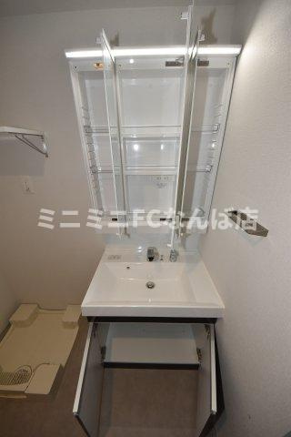 DAIYA STORK 阿波座