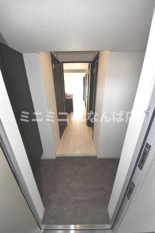 DAIYA STORK 阿波座の玄関