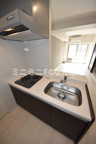 DAIYA STORK 阿波座のキッチン