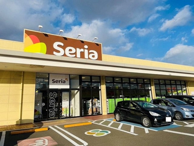 【周辺】 | カーサソレアードＡ | セリア名取バイパス店まで850m