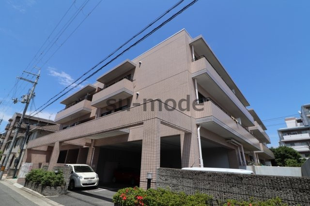 ミューズコートの外観