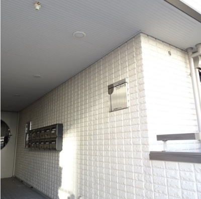 【エントランス】 | フォンティーヌ | 清潔なエントランスです