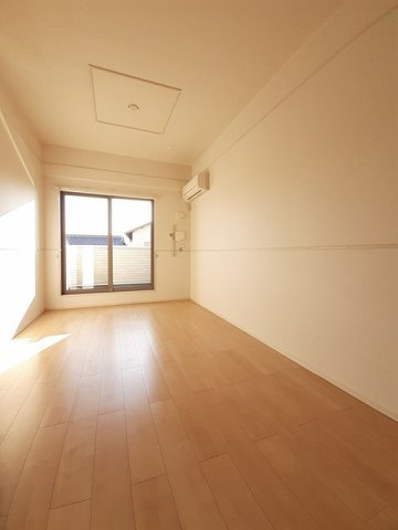 ｒｉｖｅｒ　ｓｉｄｅはるか　Ａの居間・リビング