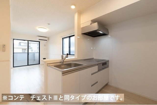 エメラ　ファミーユのキッチン