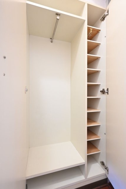 フロント新代田の収納