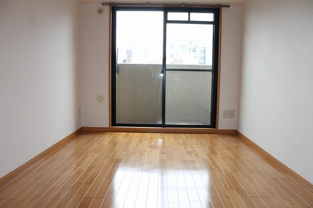 プレサンス中之島公園南の寝室