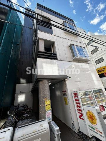 ワールドプラザ尼崎の外観