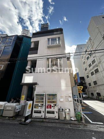 ワールドプラザ尼崎の外観