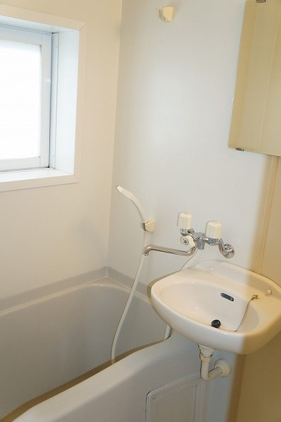 ローズハイツの洗面所|他部屋参考写真