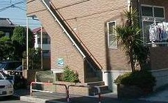 ローズハイツのエントランス