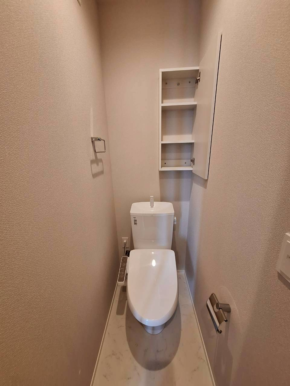 Ｎｉｖ　Ｓｈｏｎａｎ　Ｒｅｓｉｄｅｎｃｅのトイレ