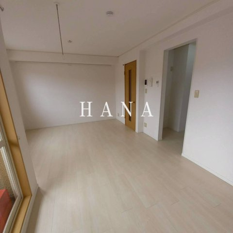 ラクールＭの居間・リビング