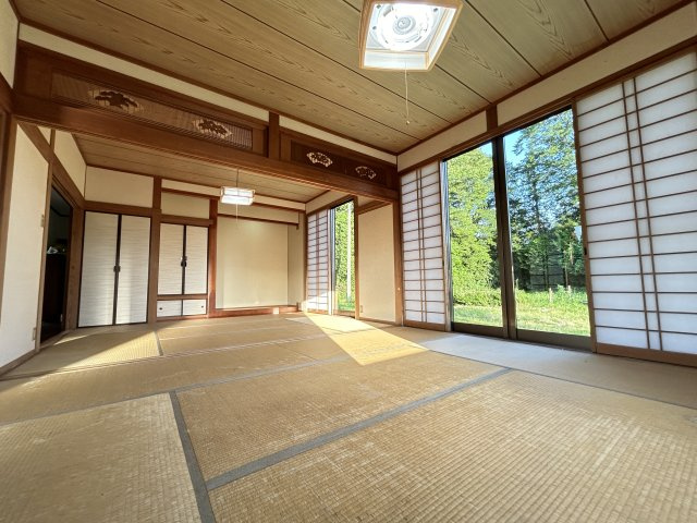 心が深呼吸する緑の暮らし　熊本県阿蘇市永草の和室|雨の日でも子どもたちを退屈させない広さ♪民泊としても十分な機能を発揮します。