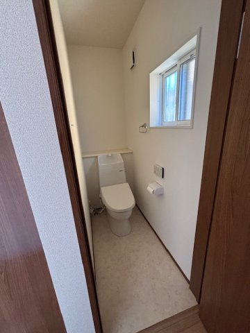 熊本市北区清水新地6丁目　中古戸建のトイレ