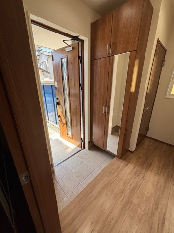 熊本市北区清水新地6丁目　中古戸建の玄関