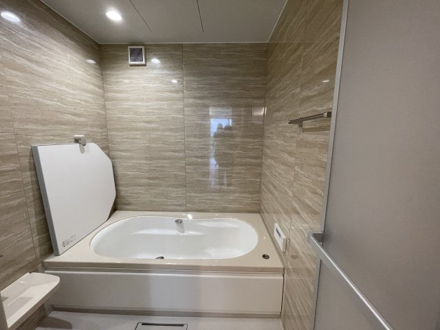 合志南プレイスの浴室