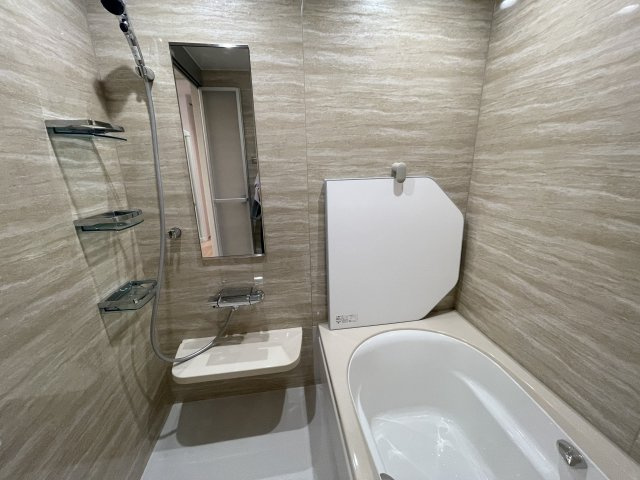 合志南プレイスの浴室