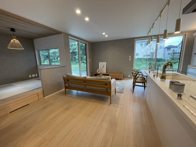 合志南プレイスの居間・リビング