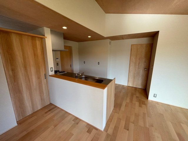 旭志建売の居間・リビング