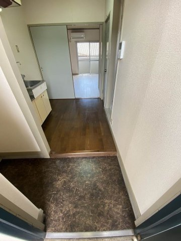 フォルム東海大前の玄関