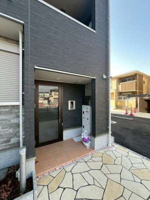 【エントランス】 | クローバーノワール