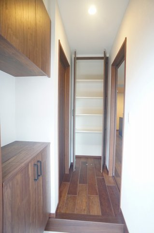 HAMACHO　K2　Ｂ棟の玄関