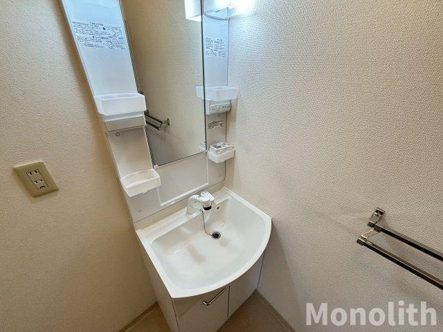 リバーサイド忠岡A棟の洗面所