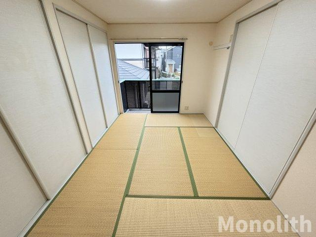 リバーサイド忠岡A棟の和室