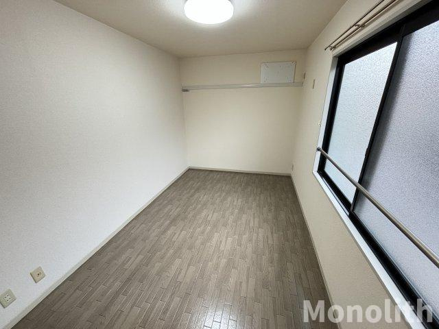 リバーサイド忠岡A棟の洋室