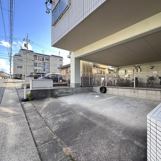 【駐車場】 | サンパーク大鐘Ⅲ