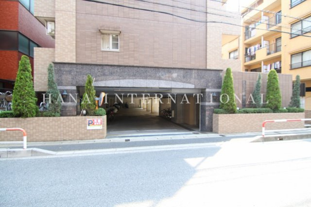 レジディア浦安Ⅱのエントランス