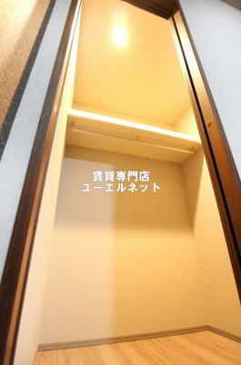 【収納】 | スプランディッド江坂３ | 人気のウォークインクローゼット付き♪