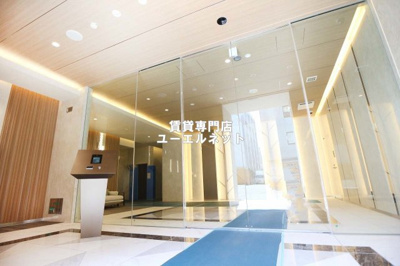 【セキュリティ】 | スプランディッド江坂３ | 来客時も安心◎オートロック付き