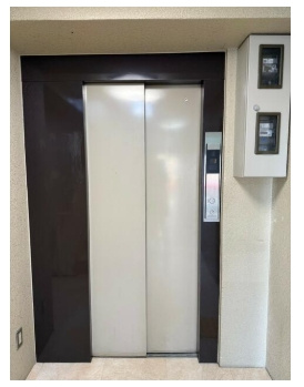 西院Mビルの内装