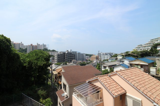 コスモ舞子坂弐番館の展望
