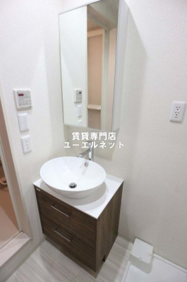 【独立洗面台】 | フジパレス阪急豊津駅南Ⅱ番館 | 清潔感ある独立洗面台で毎日気持ちよく♪