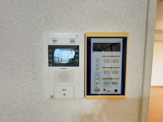 ＪＲ東海道本線「瀬田」駅まで徒歩９分◆専用庭付き３ＬＤＫ◆陽当たり良好◆コスモ瀬田のセキュリティ|TVモニター付きインターフォン