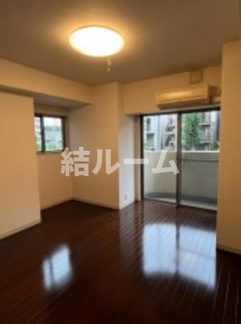 練馬区貫井５丁目の賃貸マンションの居間・リビング