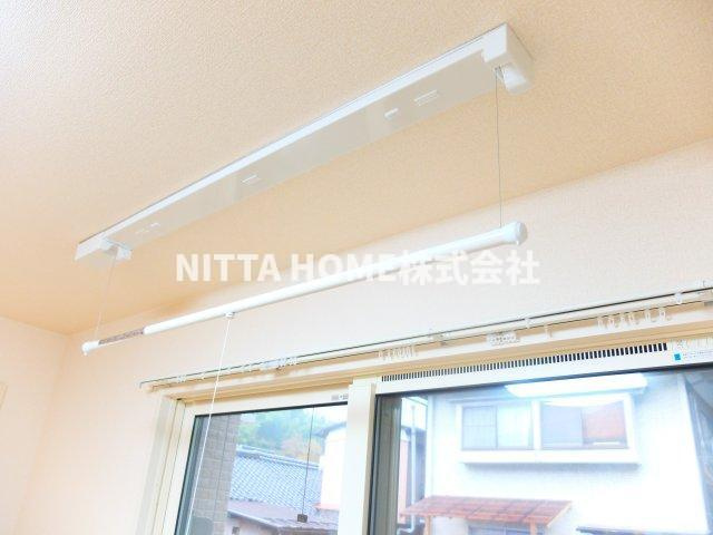 マーサ出雲のその他|室内物干しスペースです○