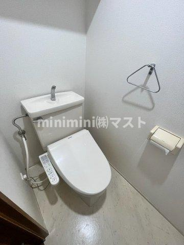 オークプリオタワーのトイレ|※別号室参考写真