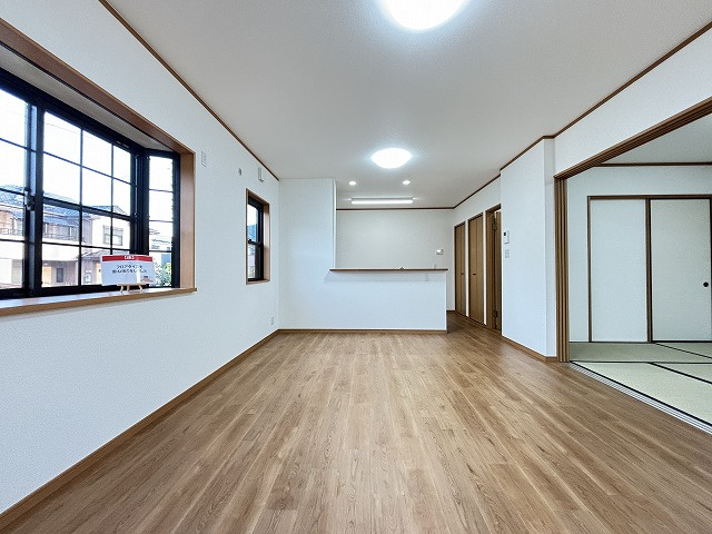 【居間・リビング】 | 福岡市早良区内野3丁目　戸建て