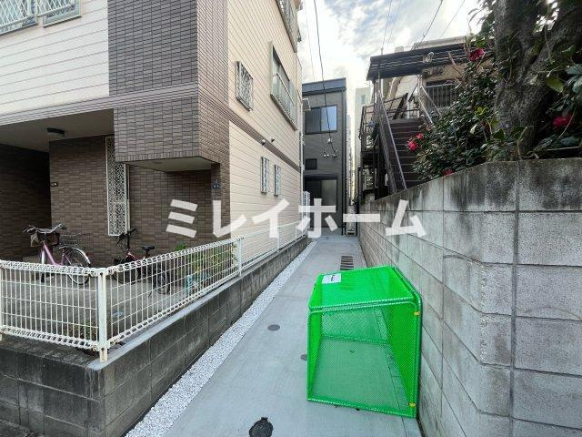 ハーモニーテラス矢口のエントランス