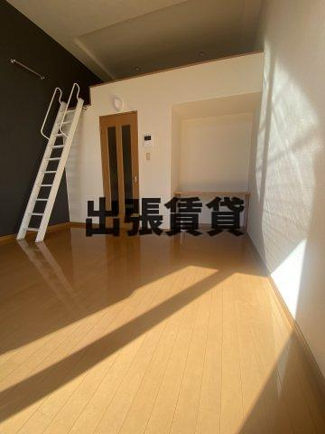 仲介手数料0円！！リエス浄心の居間・リビング