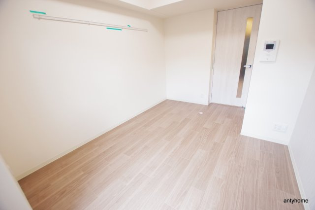 プレサンス四天王寺前夕陽ヶ丘アクティ　仲介手数料無料の居間・リビング