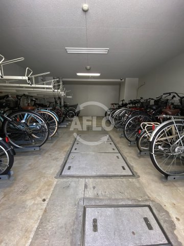 クリスタルグランツ西本町の設備|クリスタルグランツ西本町　駐輪場